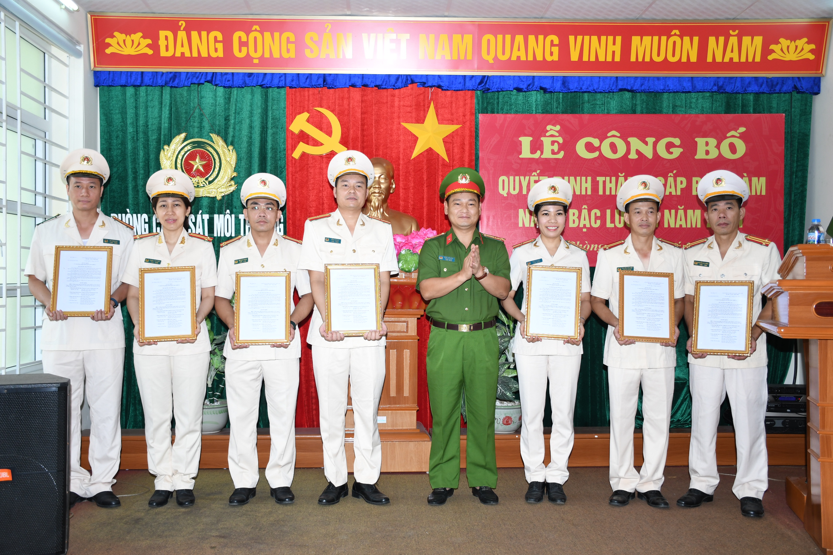 Phòng Cảnh sát phòng, chống tội phạm về môi trường: 24 CBCS được nâng lương, thăng cấp bậc hàm CAND năm 2021 ​